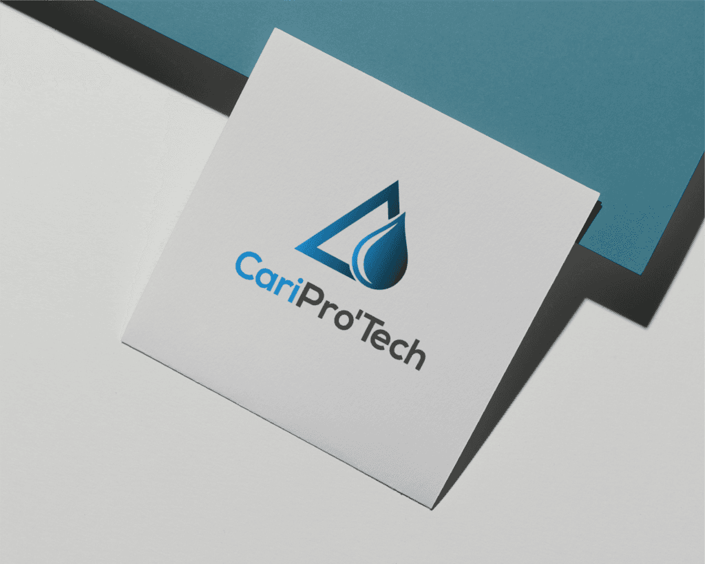 Le logo de Carprotech est affiché sur une feuille de papier.