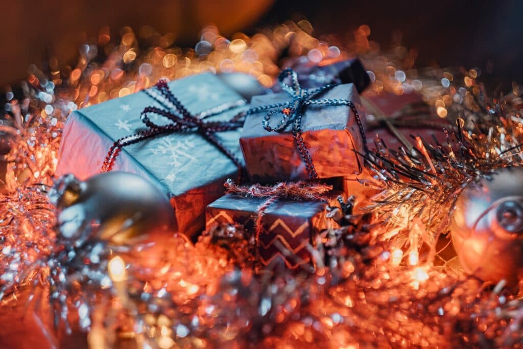 cadeaux de noël guirlandes lumineuses stratégie de contenu